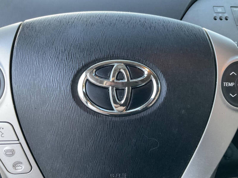 2015 Toyota Prius Three