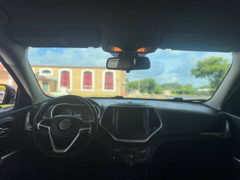 2018 Jeep Cherokee Latitude Plus