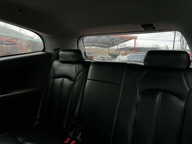 2011 Chevrolet Traverse LT