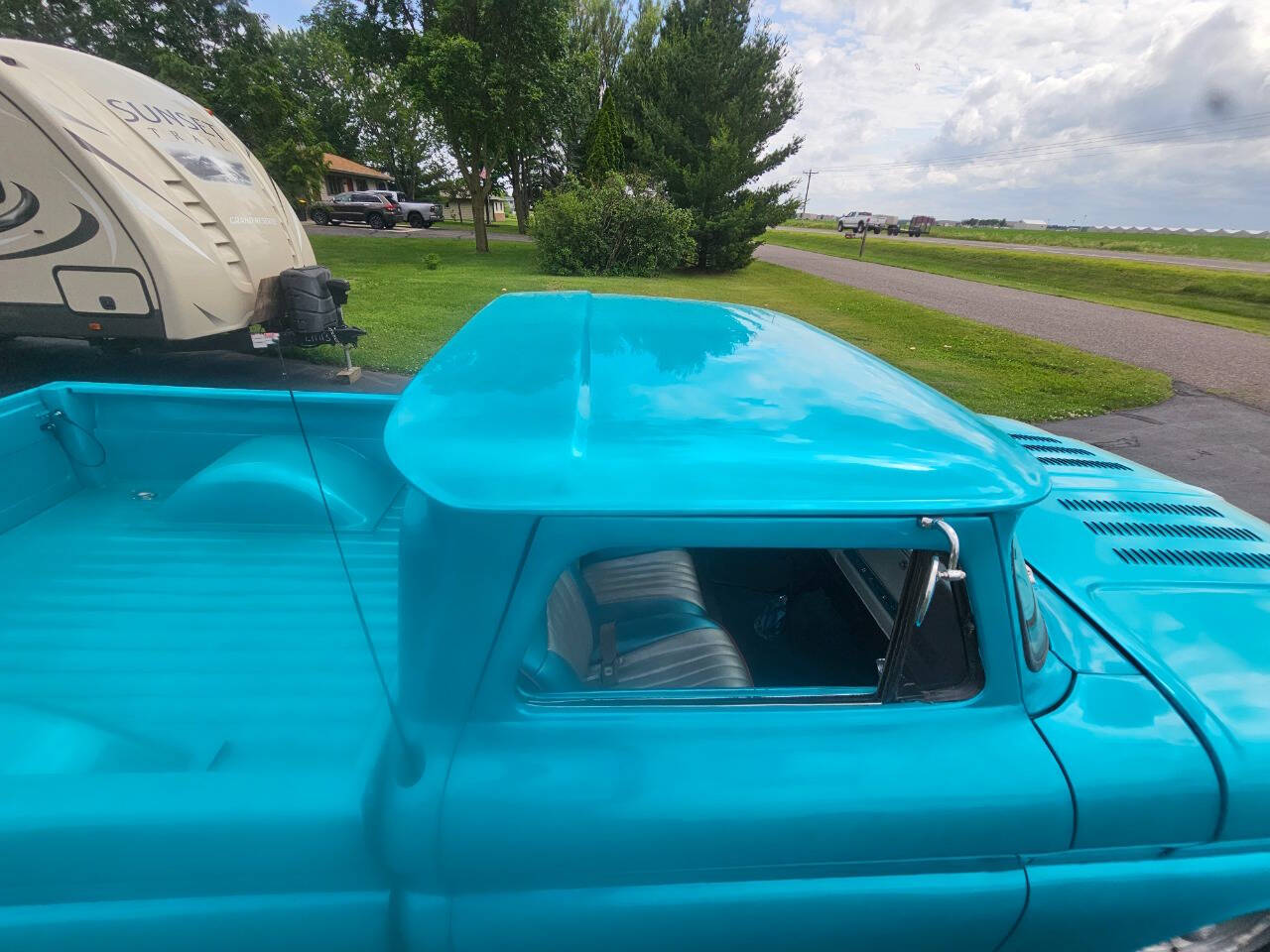 1966 Chevrolet C/K 10 Series 75