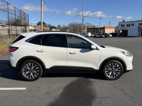 2020 Ford Escape Titanium