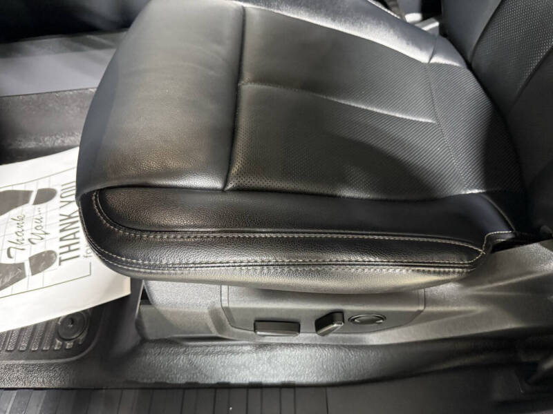 2022 Ford F-350 Super Duty Lariat