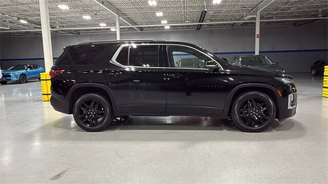 2022 Chevrolet Traverse LT Leather