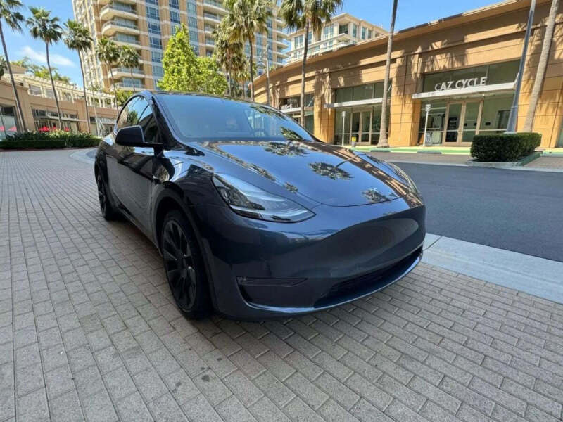 2024 Tesla Model Y Performance