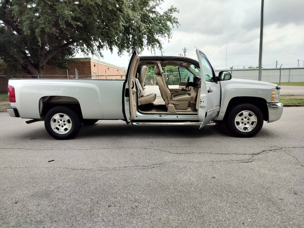 2013 Chevrolet Silverado 1500 for sale at Affordable Auto Plex in Houston, TX