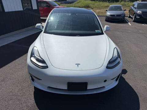 2019 Tesla Model 3 Standard Range Plus