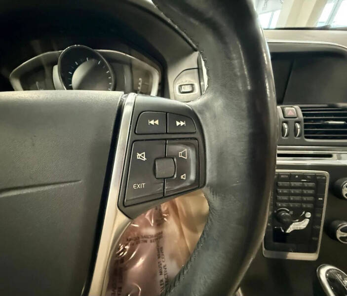 2015 Volvo XC60 T5 Drive-E Premier