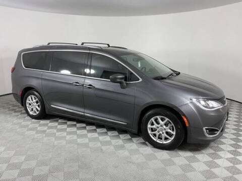 2020 Chrysler Pacifica Touring L