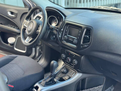 2017 Jeep Compass Sport