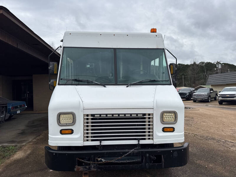 2012 Freightliner MT45 Chassis