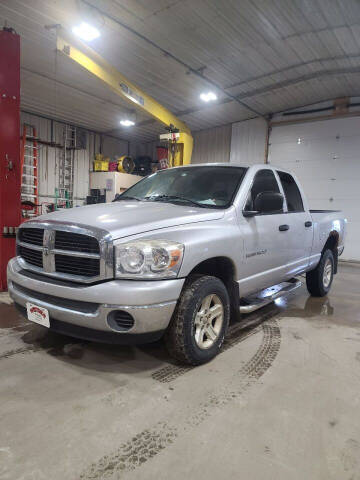 2007 Dodge Ram Pickup 1500 for sale at WESTSIDE GARAGE LLC in Keokuk IA