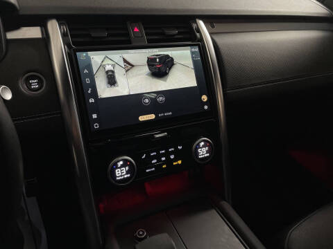 2023 Land Rover Discovery P300 S R-Dynamic