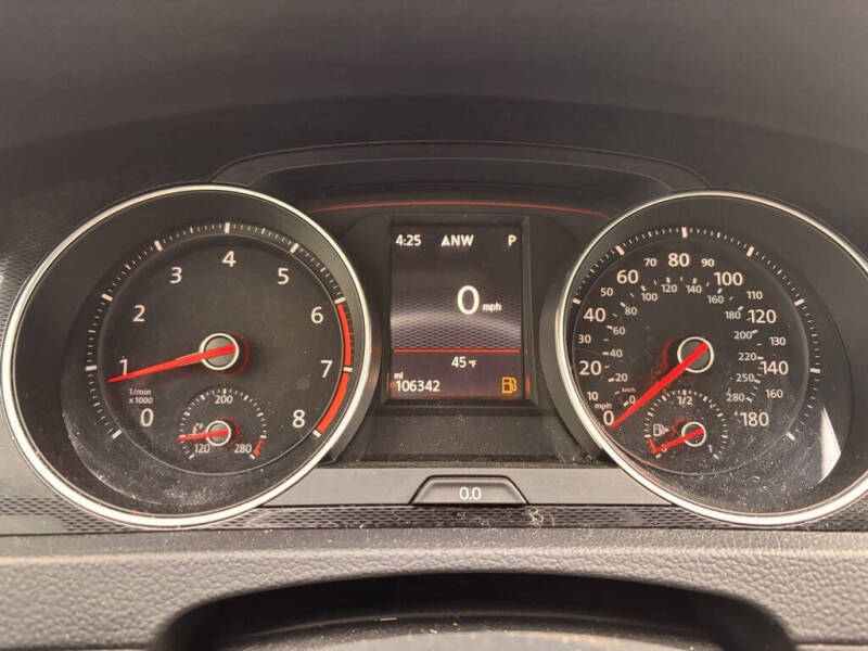 2017 Volkswagen Golf GTI S