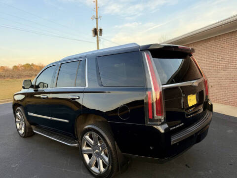 2017 Cadillac Escalade Luxury