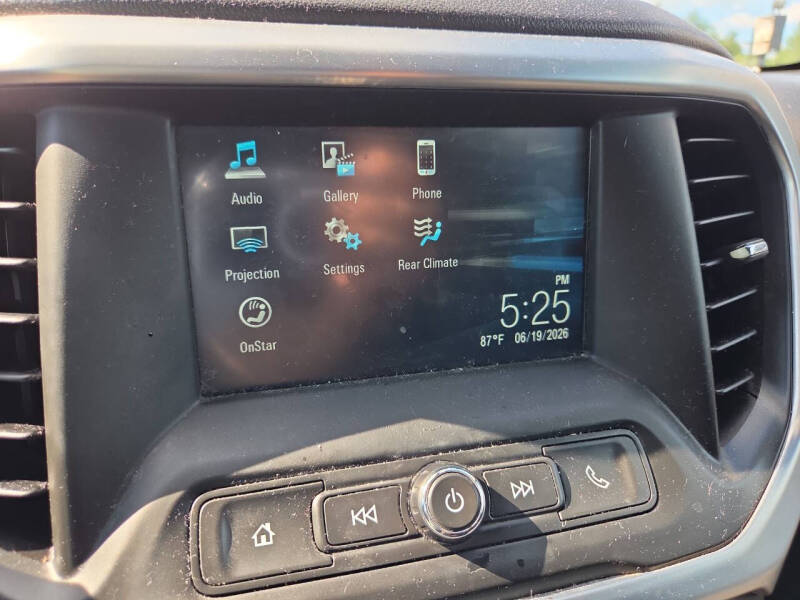 2017 GMC Acadia SLE-1