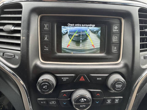 2017 Jeep Grand Cherokee Laredo