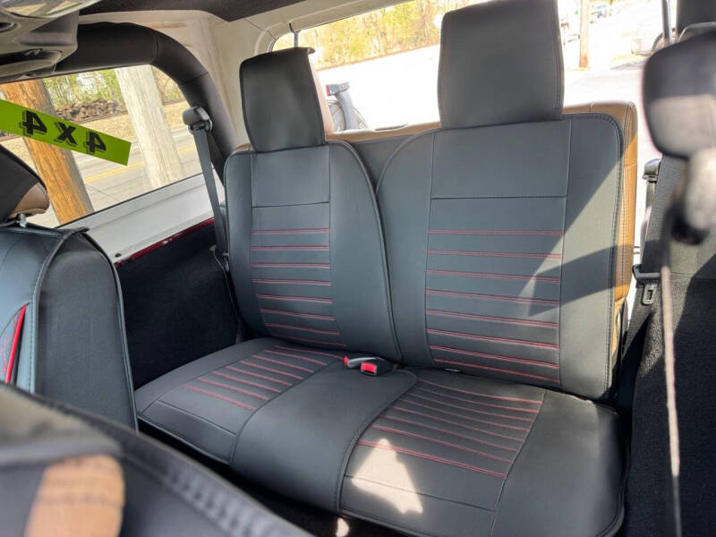 2012 Jeep Wrangler Sahara