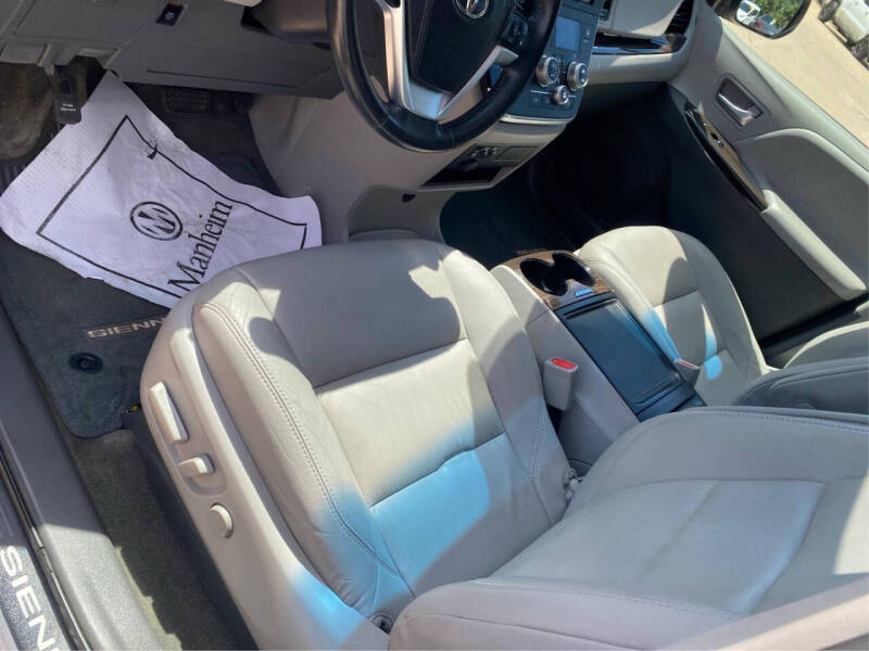 2017 Toyota Sienna