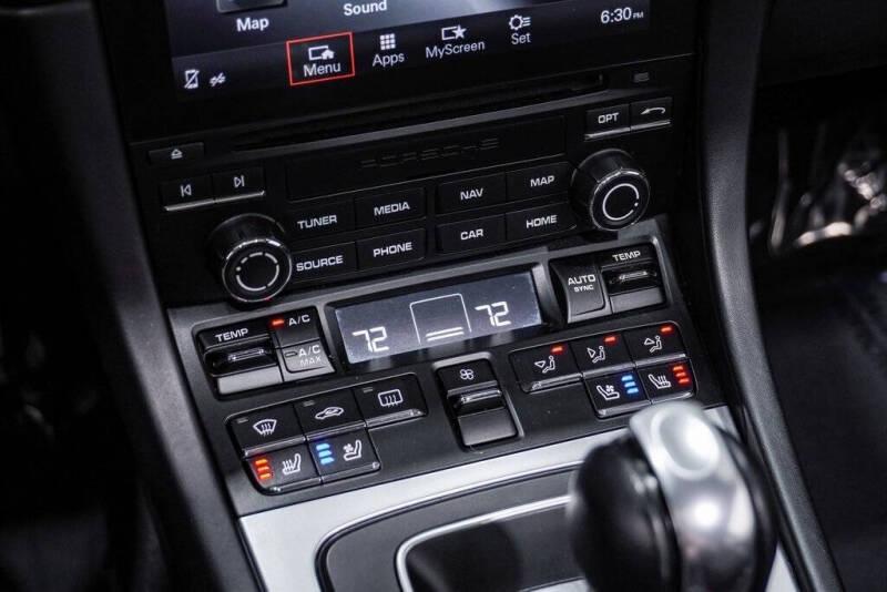 2017 Porsche 911 Carrera