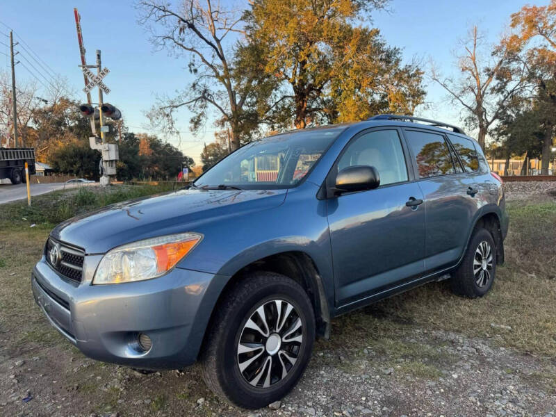 Toyota RAV4's photo