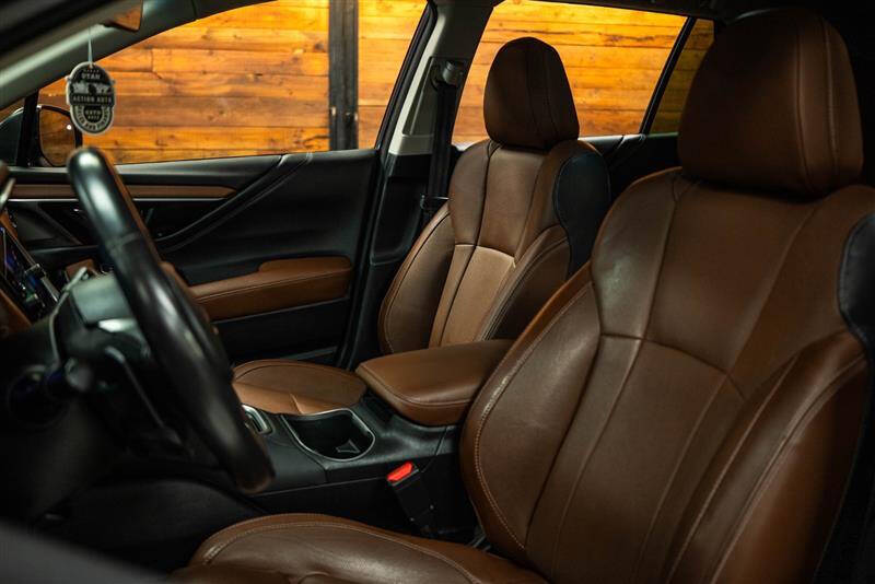 2022 Subaru Outback Touring XT