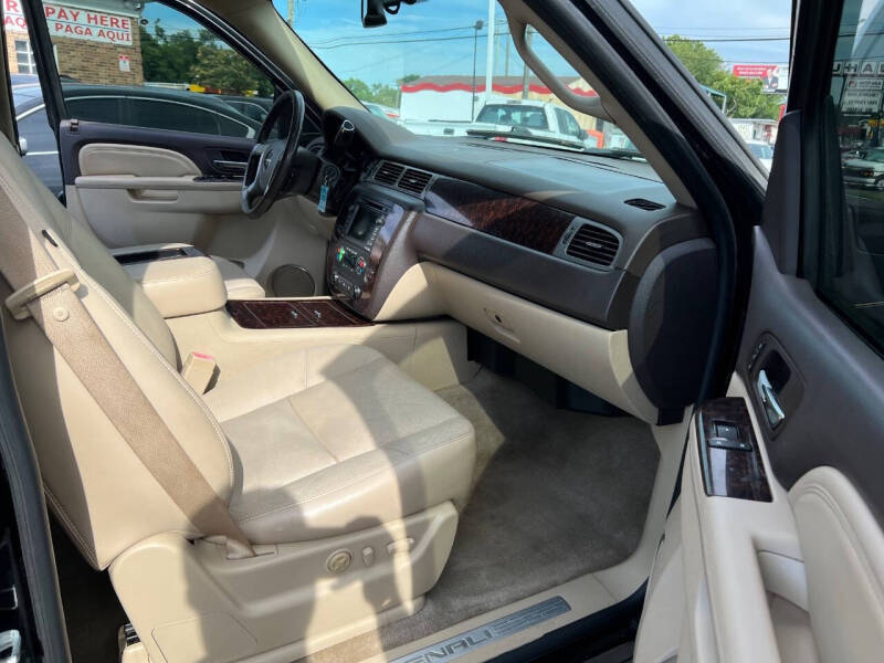 2010 GMC Yukon Denali