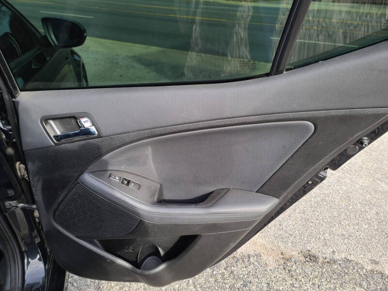 2012 Kia Optima SX Turbo