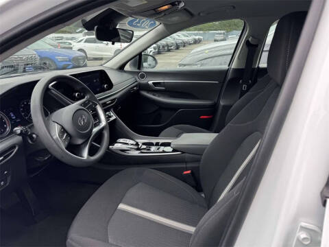 2023 Hyundai Sonata SE