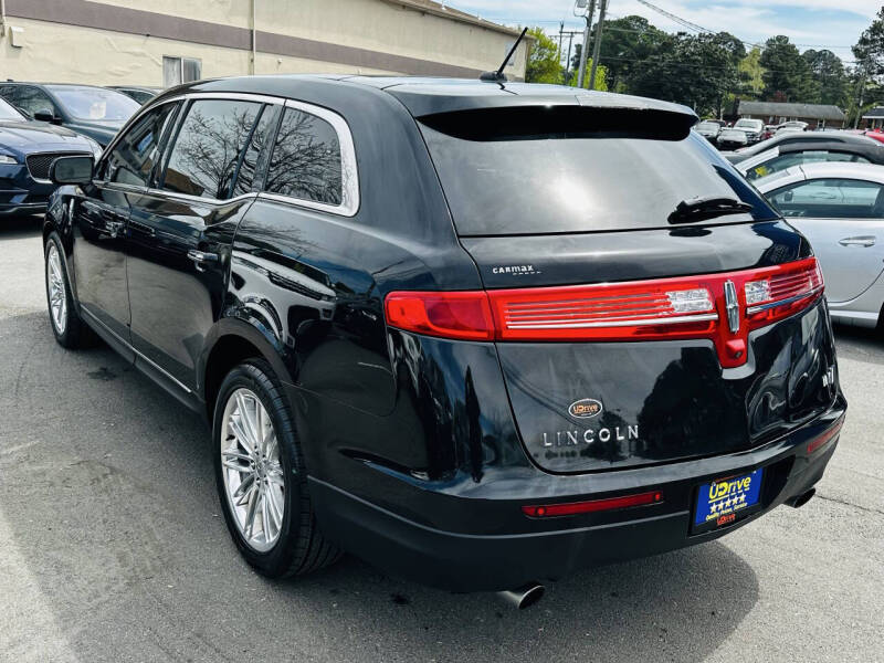 2019 Lincoln MKT