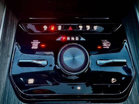 2023 Jeep Wagoneer L Series III