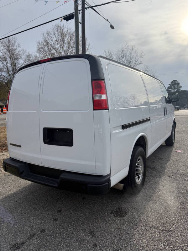 2021 Chevrolet Express 2500