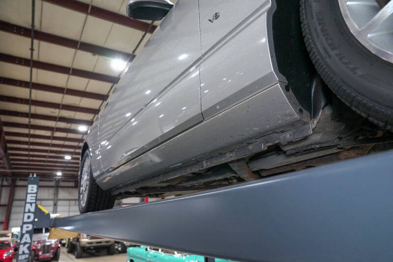 2004 Ford Thunderbird Deluxe