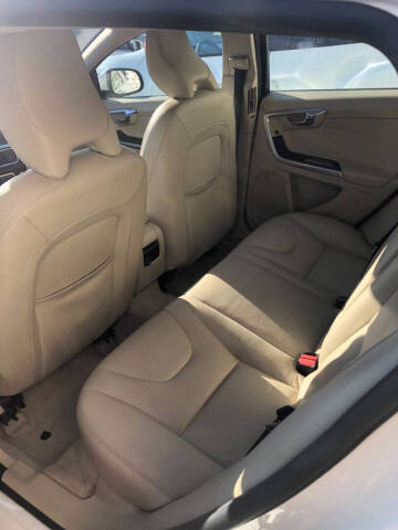 2015 Volvo V60 T5 Drive-E Premier