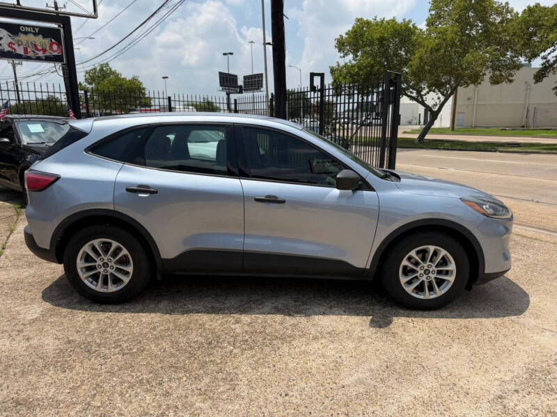 2022 Ford Escape S