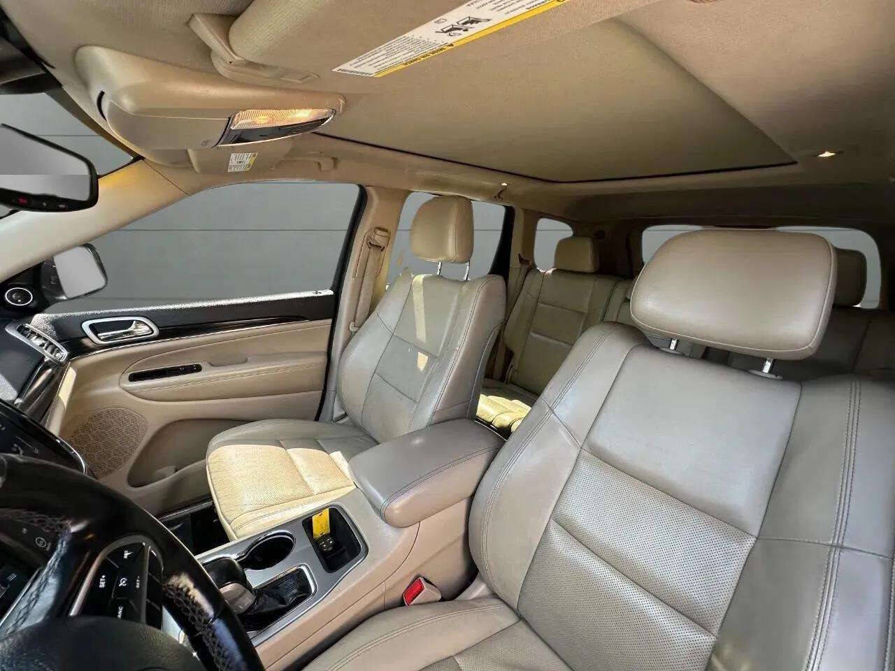 JeepGrand Cherokee21