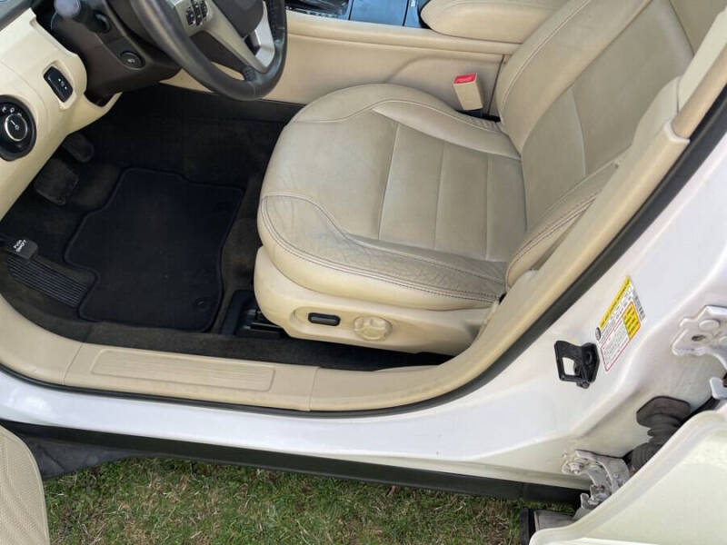 2014 Ford Taurus SEL