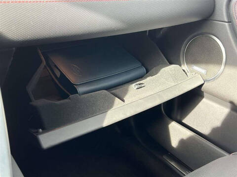 2023 Land Rover Discovery Sport P250 SE R-Dynamic