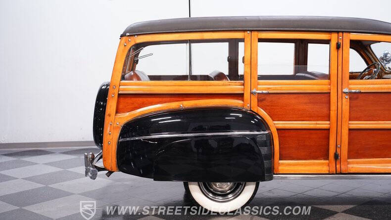 1947 Ford Super Deluxe