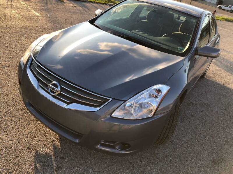 2012 Nissan Altima for sale at Supreme Auto Gallery LLC in Kansas City MO