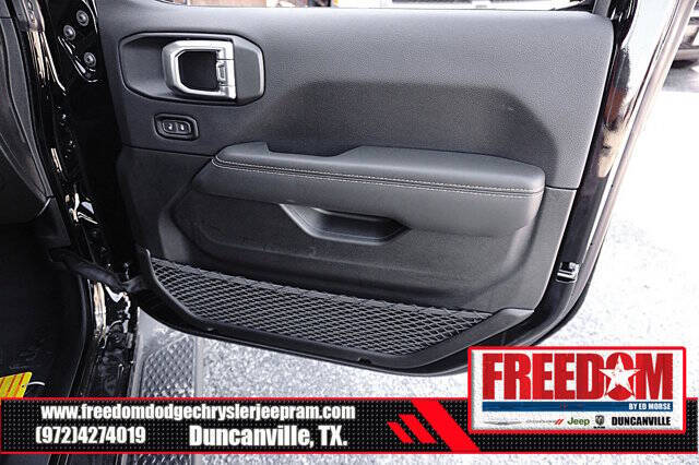 2025 Jeep Gladiator High Tide