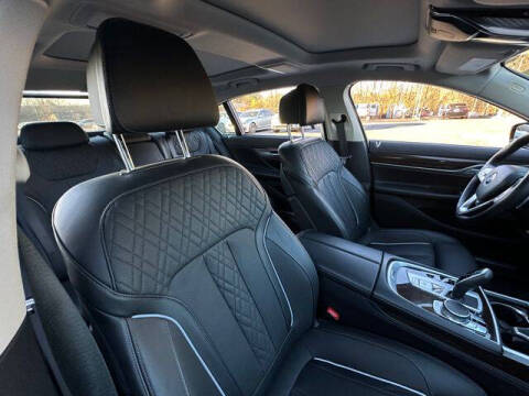 2020 BMW 7 Series 740i
