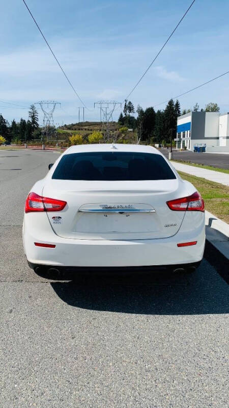 2015 Maserati Ghibli
