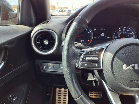 2022 Kia Forte GT Line