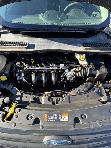 2019 Ford Escape S