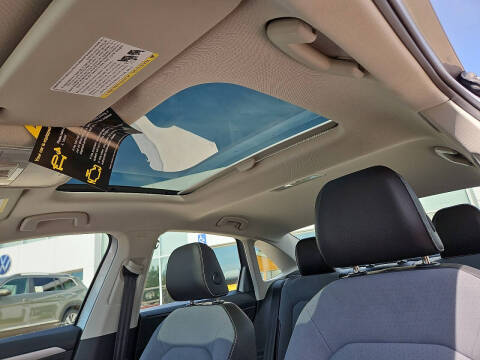 2025 Volkswagen Jetta SE