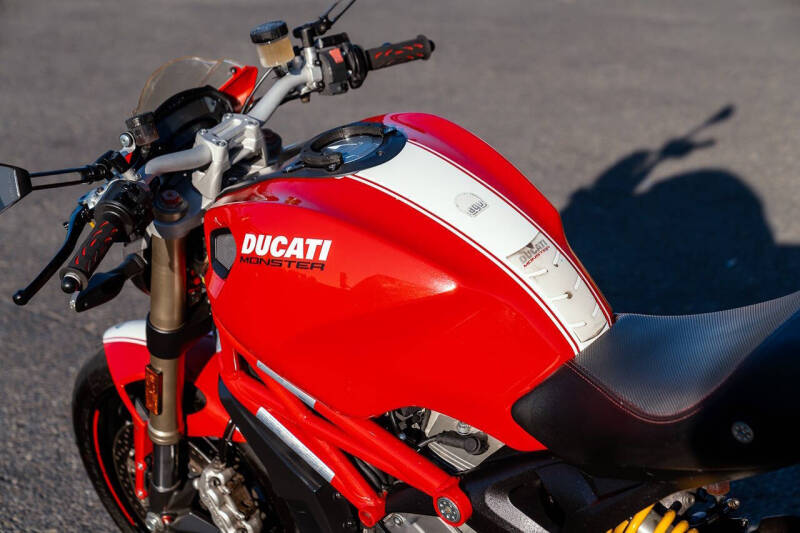 2013 Ducati Monster 1100 EVO