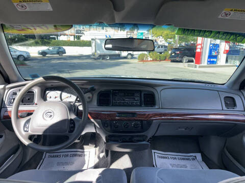 2002 Mercury Grand Marquis GS