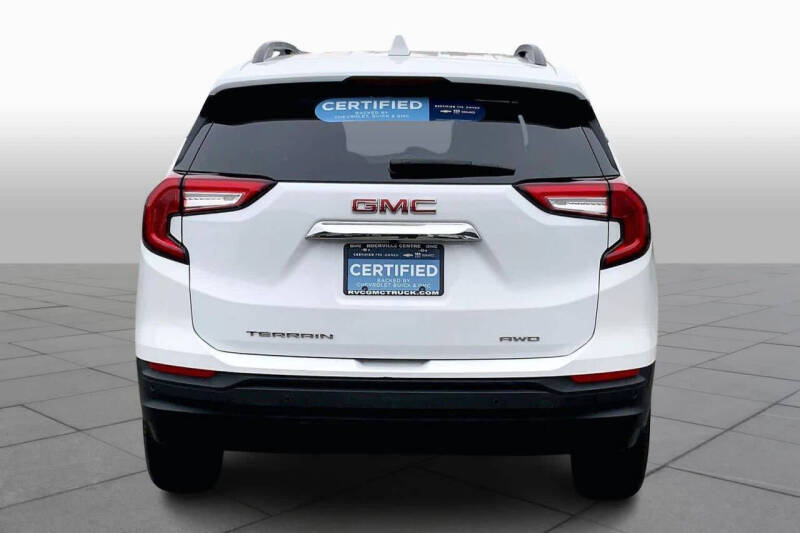 2022 GMC Terrain SLE