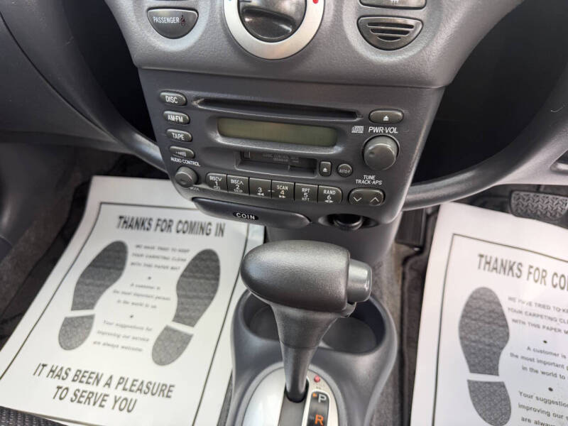 2000 Toyota Vitz