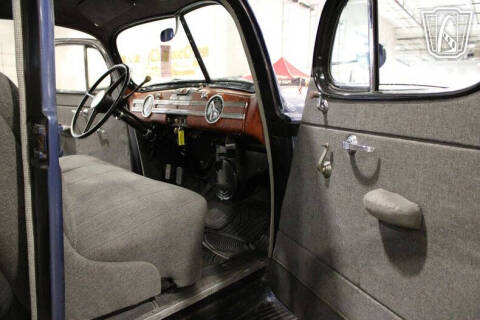 1939 Packard Six